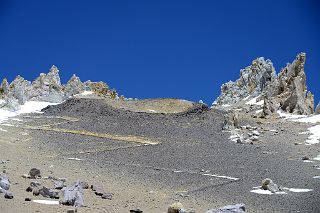 08 The Zig Zag Trail Close Up Just Below Aconcagua Camp 3 Colera.jpg